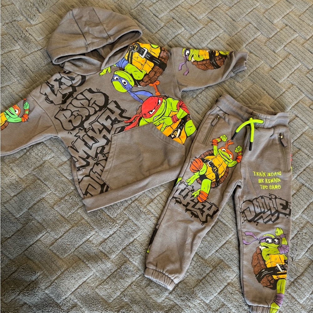 Nickelodeon Ninja Turtle Sweatsuit Set